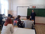 В Белореченском районе полицейские провели профилактические беседы в школах