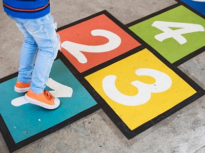 Автоинспекторы Белореченска проводят уроки безопасности в лагерях с дневным пребыванием детей