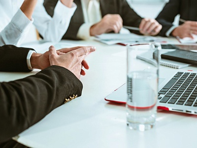 Проходят первые организационные заседания участковых комиссий