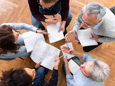 Полицейские Белореченска посетили общешкольное собрание