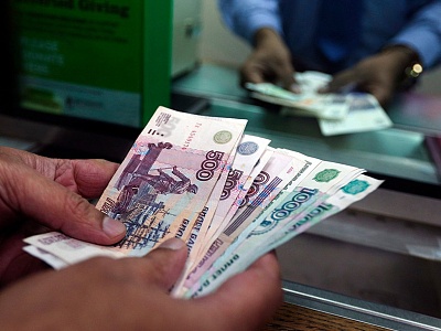 «Белая», «черная» или «серая»: как зарплата влияет на размер пенсии и получение социальных выплат?