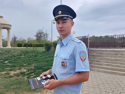 Участковый уполномоченный полиции Артём Лазеев дает #советбезопасности 