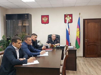 Руководили белореченской полиции провели рабочую встречу с представителями районных отделений банков