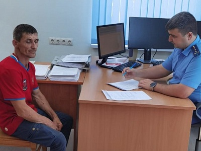 Заместителем Белореченского транспортного прокурора проведено мероприятие «Час пассажира» на железнодорожном вокзале станции Белореченская